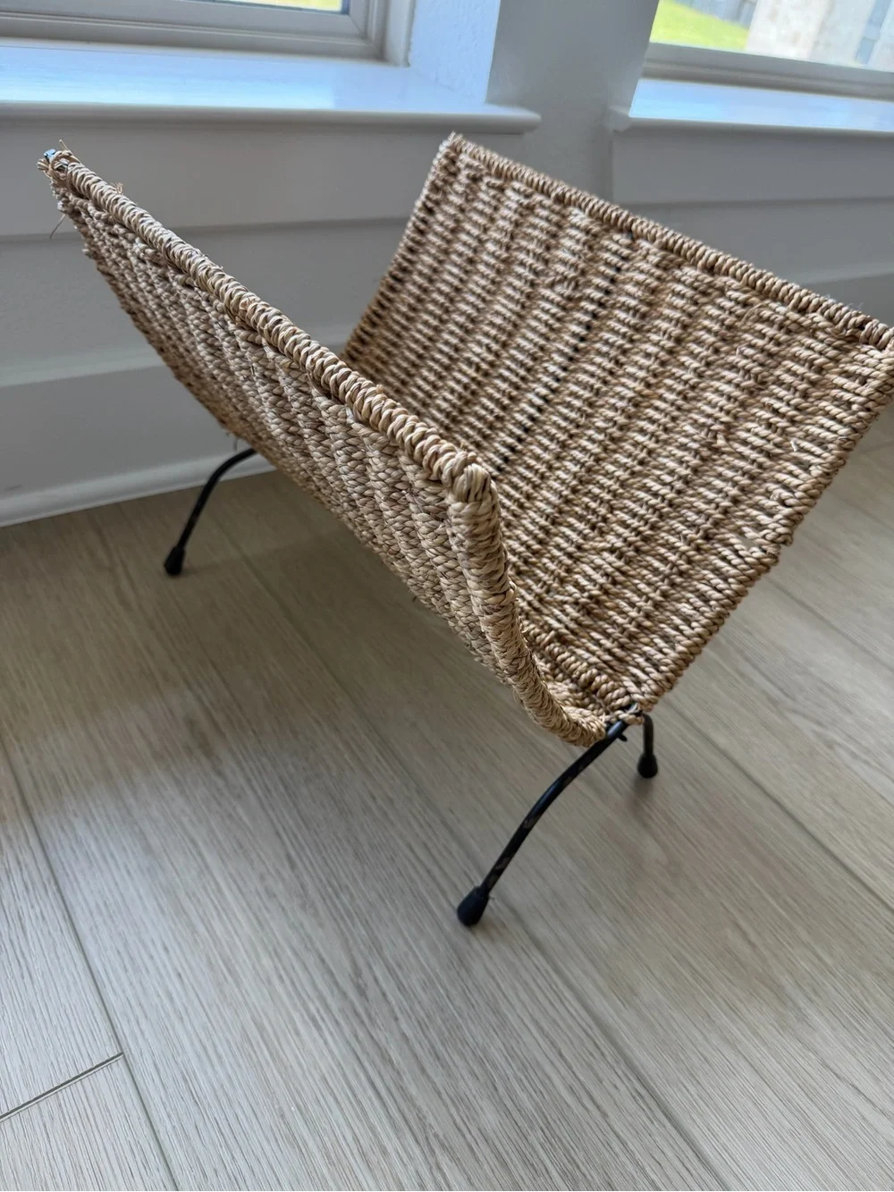 Woven Seagrass Magazine Rack in Natural Tan - Home Accents